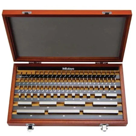 Mitutoyo 516-947-10 Metric Rectangle Steel Gauge Block Set (87 Pieces)