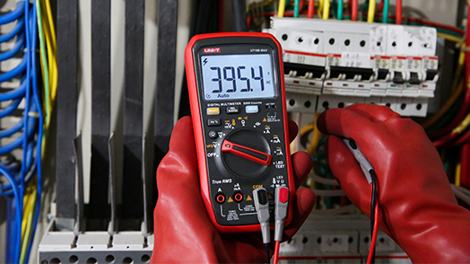 UT17B MAX True RMS Digital Multimeter